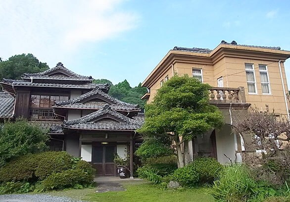 現在の旅館白磯の建物外観